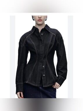 Urban Revivo dark blue Denim Button-Front Women’s Top nwt s/m